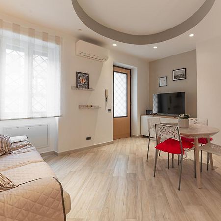 Il Nido Di Roma - Ospedale Gemelli & Garden Lägenhet Exteriör bild